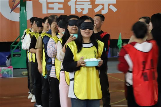 F:qq记录90400167ImageC2CImage153bf96259ac3e1470ffb8a247122a.jpg